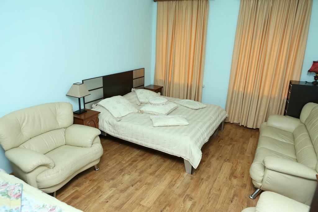 יירבאן Inter Boutique Hotel מראה חיצוני תמונה